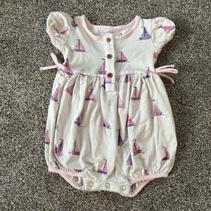 Sweethoney romper